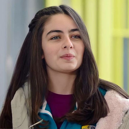 لیا کرسان Leya Kirsan