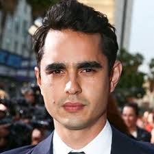 مکس مینگلا Max Minghella