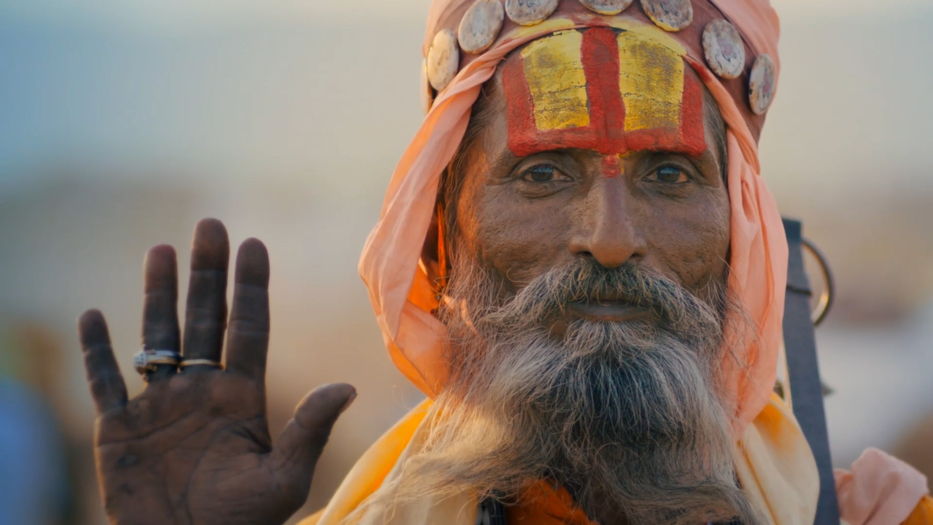 یک سنگ عجیب - فصل ۱ قسمت 1