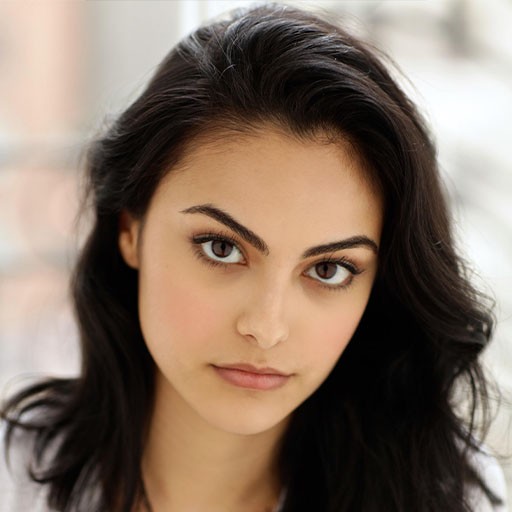 Camila Mendes