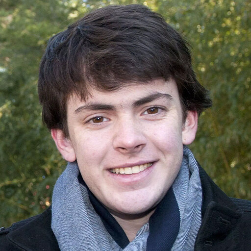 Skandar Keynes