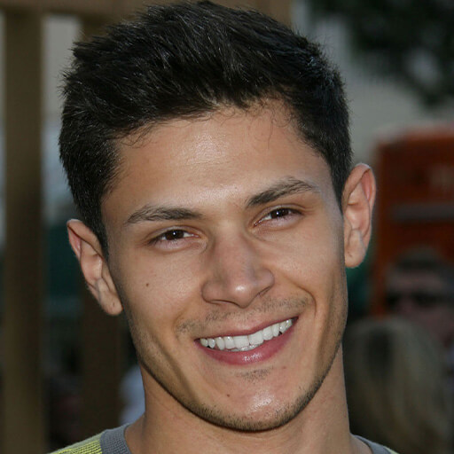 Alex Meraz