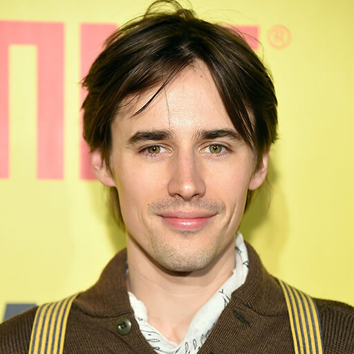 Reeve Carney