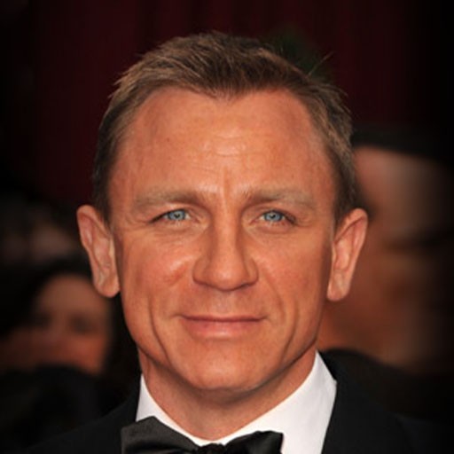 Daniel Craig