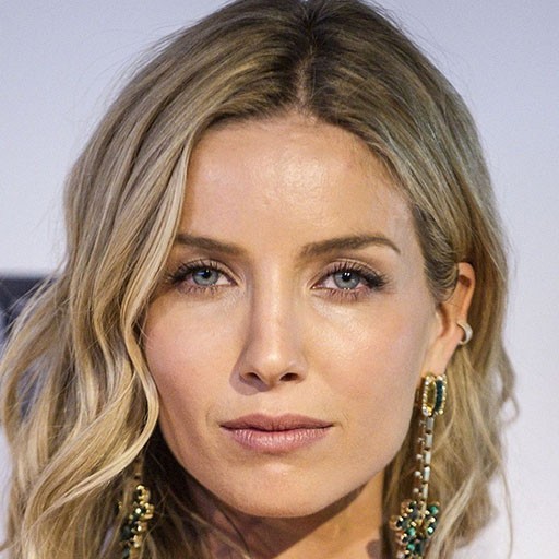 Annabelle Wallis