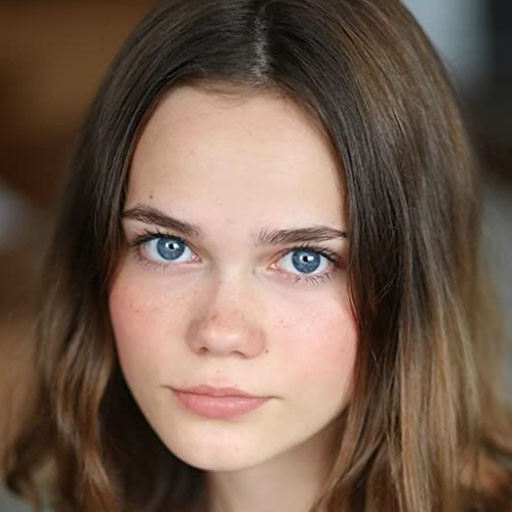 Oona Laurence