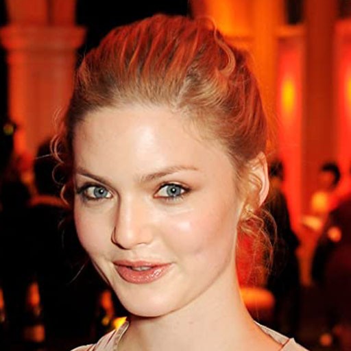 Holliday Grainger
