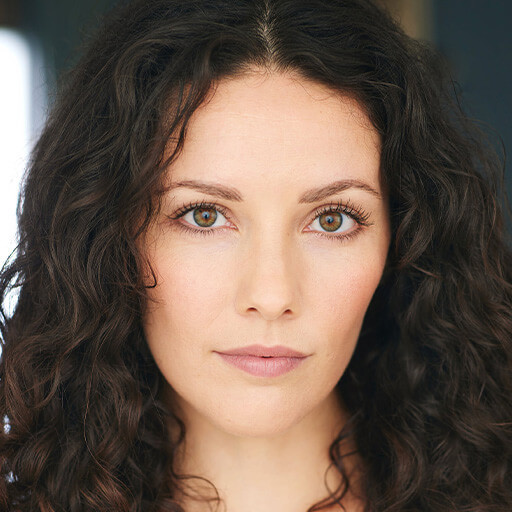 Amanda Martínez