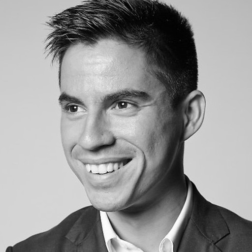 Erik Maza