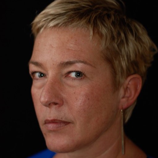 Isabelle van Hecke