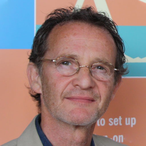 Anton Lesser