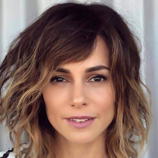 Stephanie Szostak