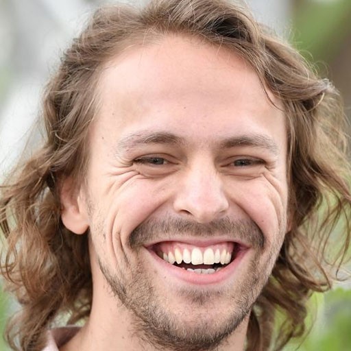 Metin Akdülger
