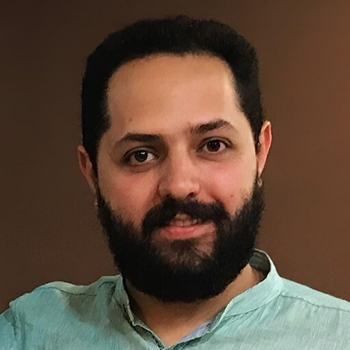 افشین عزیزی