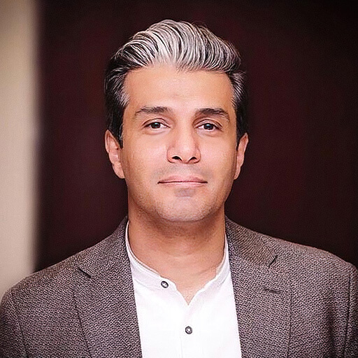 آریا عظیمی نژاد