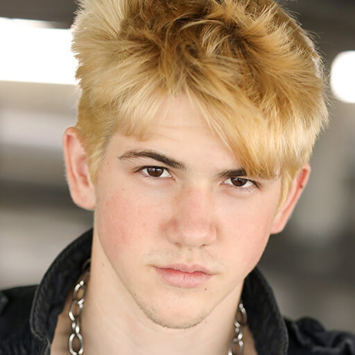 Kelton DuMont