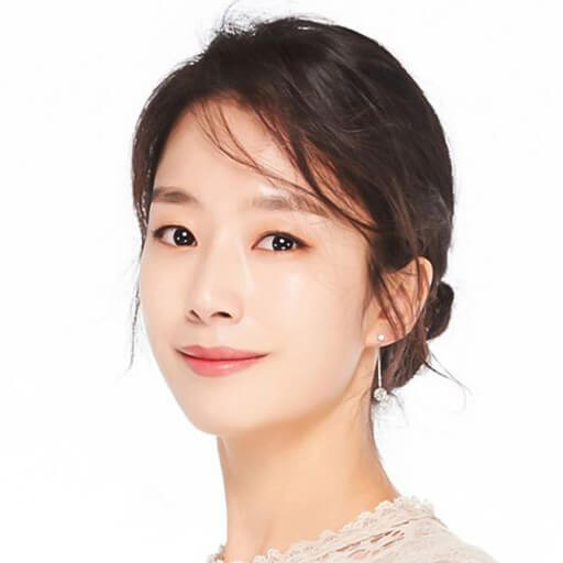 Sun-Young Kwak