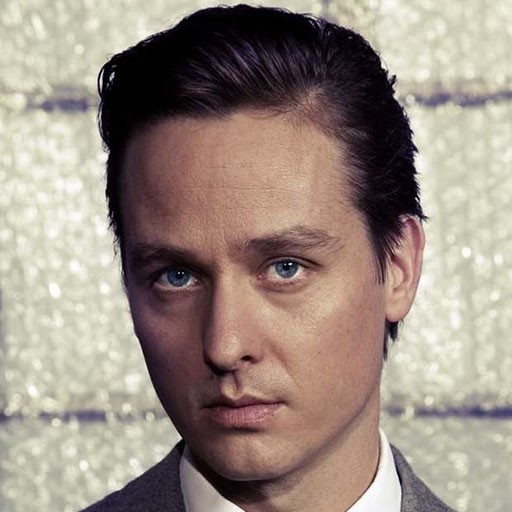 Tom Schilling