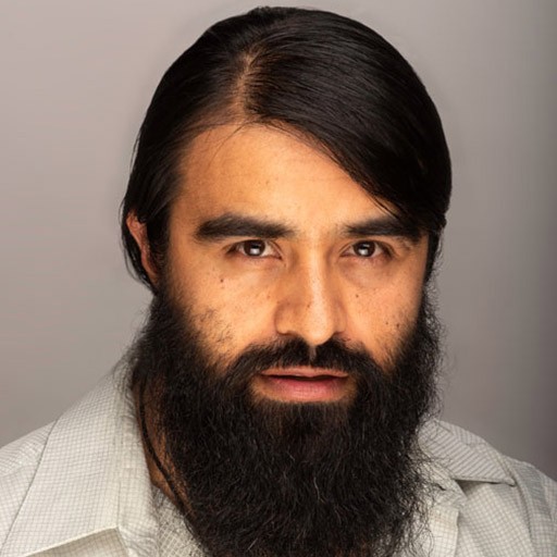 Efrain Villa