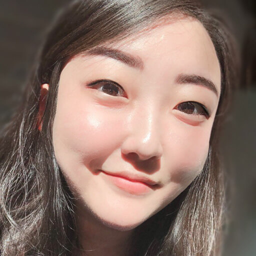 Molly Zhang