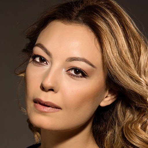 Özge Özder