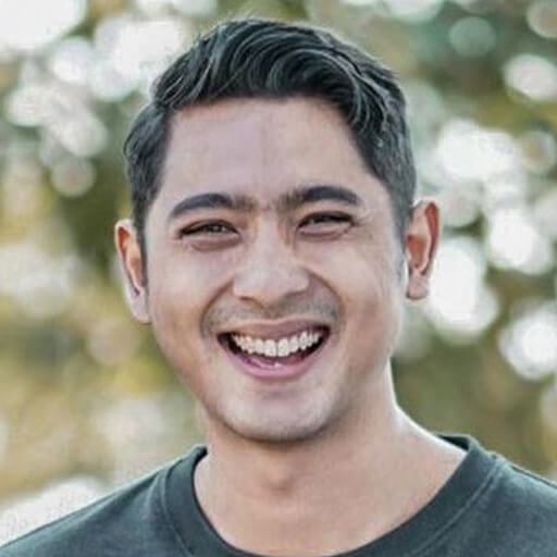 Arya Saloka