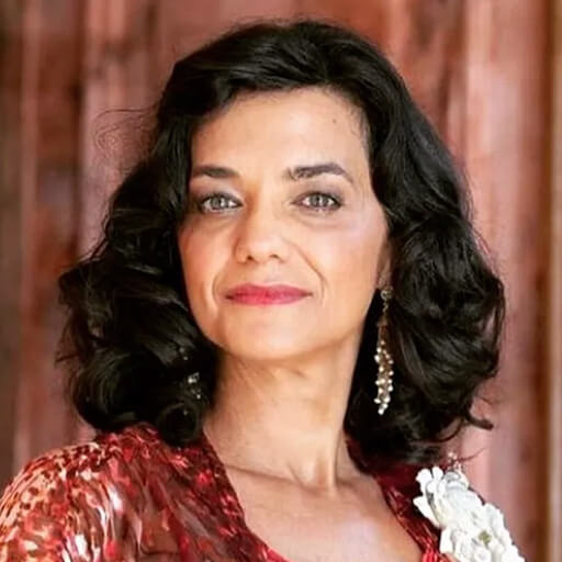Ana Cecília Costa