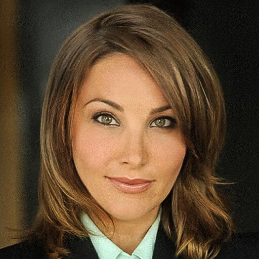 Lauren K. Robek