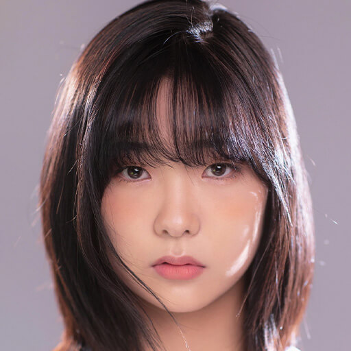 Shin Hye-Ji