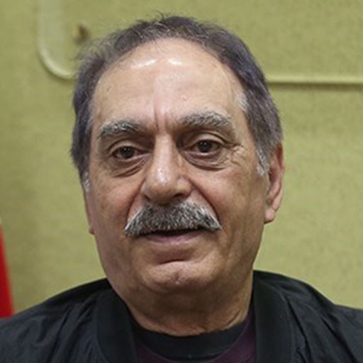 اکبر معززی