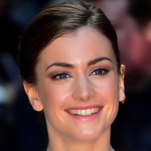 Stefanie Martini
