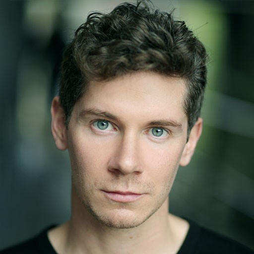 Karl Davies