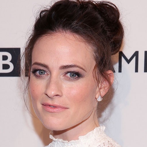 Lara Pulver