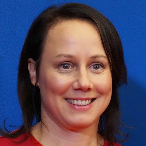 Eva Löbau