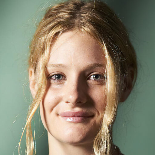 Romola Garai