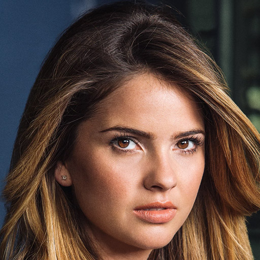Shelley Hennig