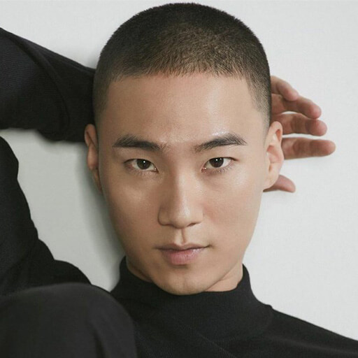 Hong Nae Lee