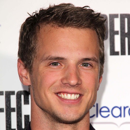 Freddie Stroma