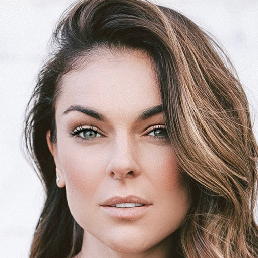 Serinda Swan