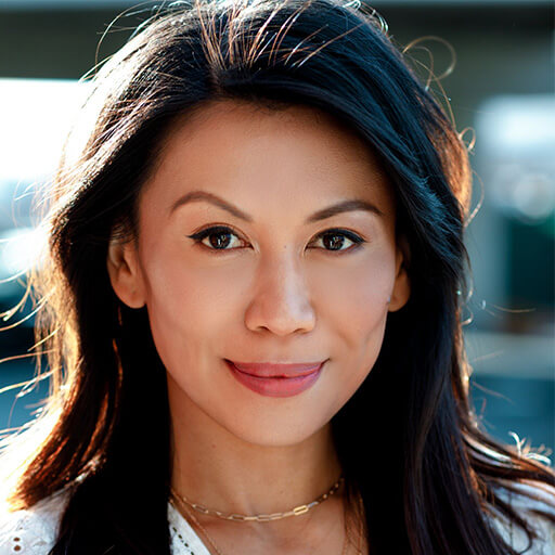 Tess Paras