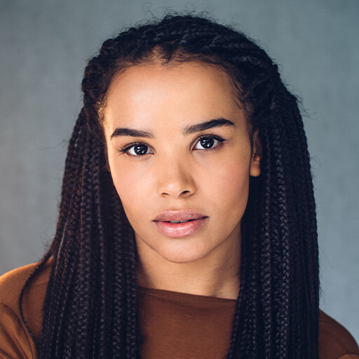 Zoë Robins