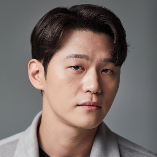 Hak-ju Lee