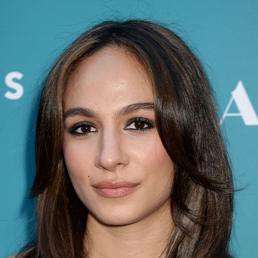 Aurora Perrineau