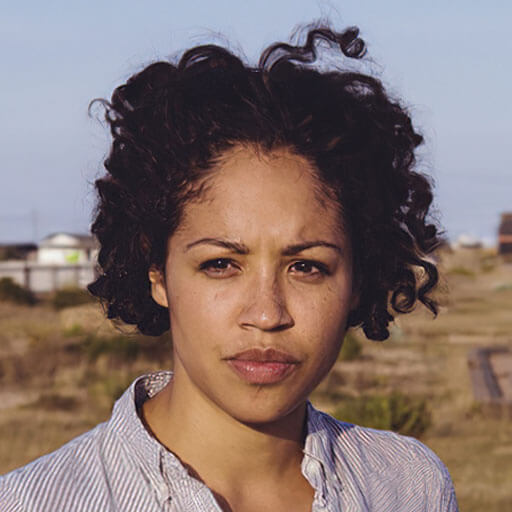 Riann Steele