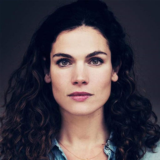 Anna Drijver