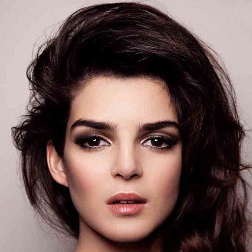 Clara Lago