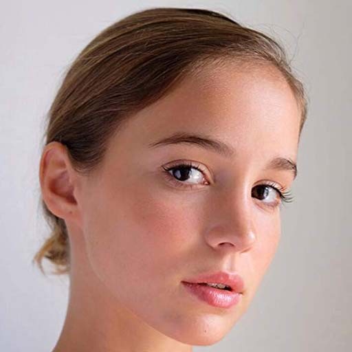 Alba Baptista