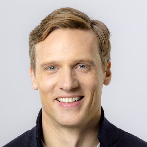Teddy Sears