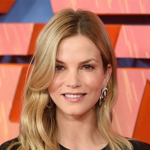Sylvia Hoeks