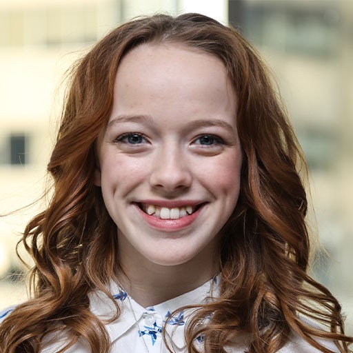 Amybeth McNulty